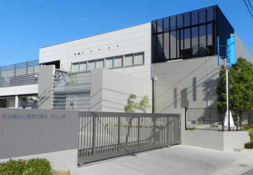 日本黒鉛工業株式会社　石山工場