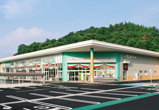 フレンドマート青山店